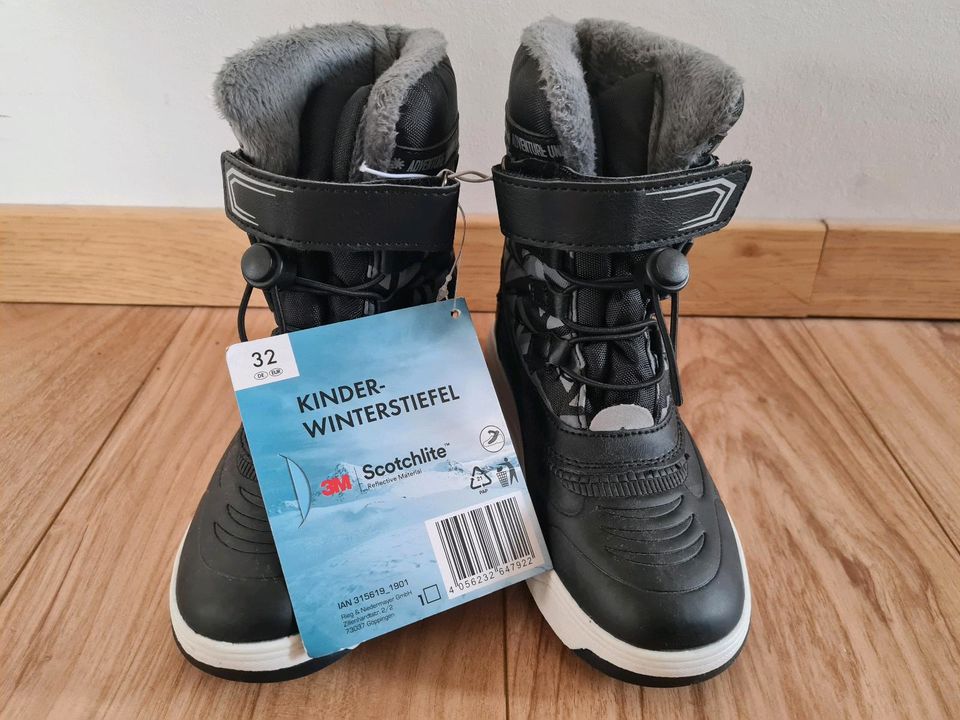 NEU Winterstiefel Gr. 32 in Wesseling