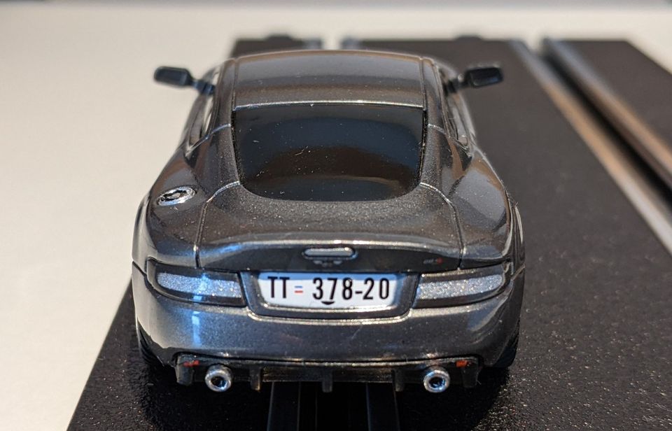 Carrera GO 61006 ⭐ Aston Martin DB5 ⭐ James Bond Slotcar 1:43 in Maisach