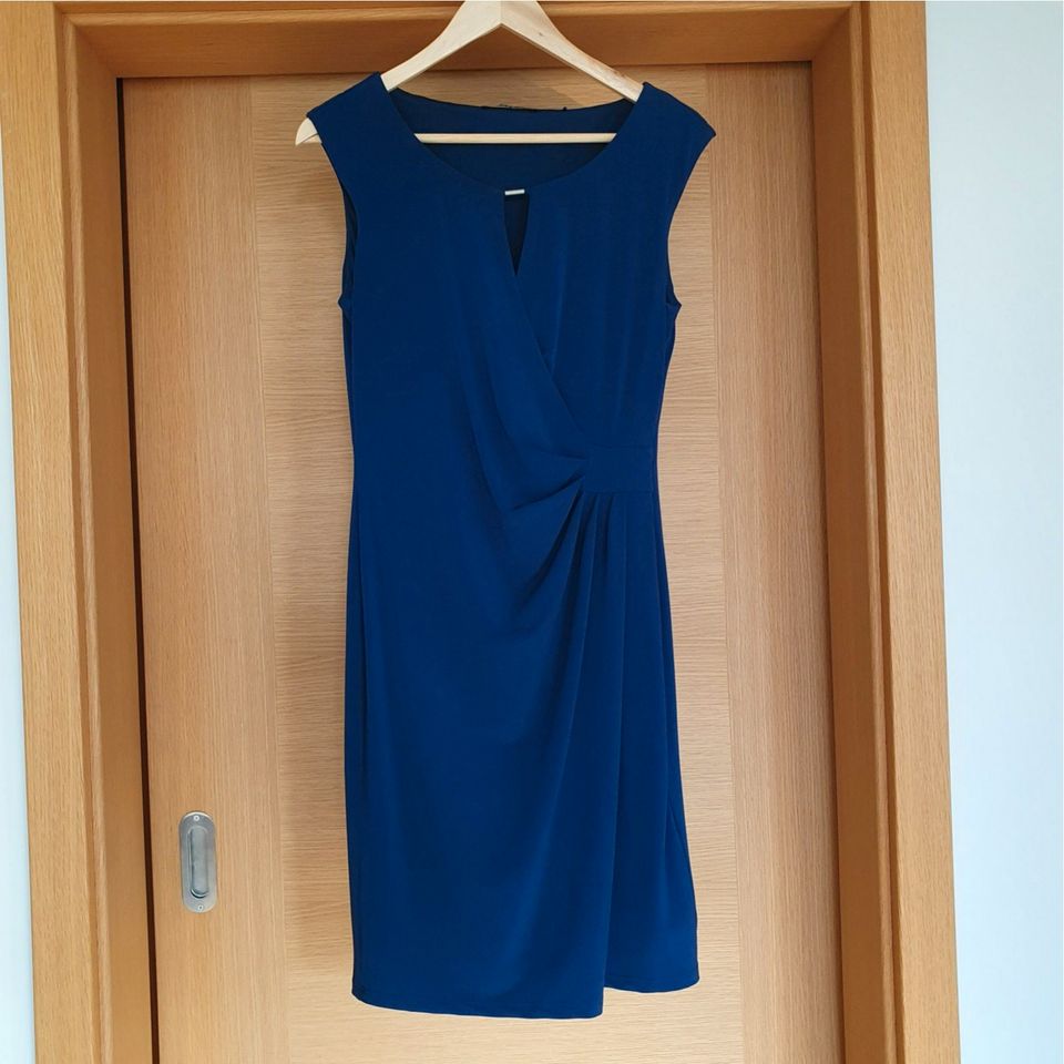 Esprit Damen Kleid blau Gr. S, gut erhalten in Bubenreuth