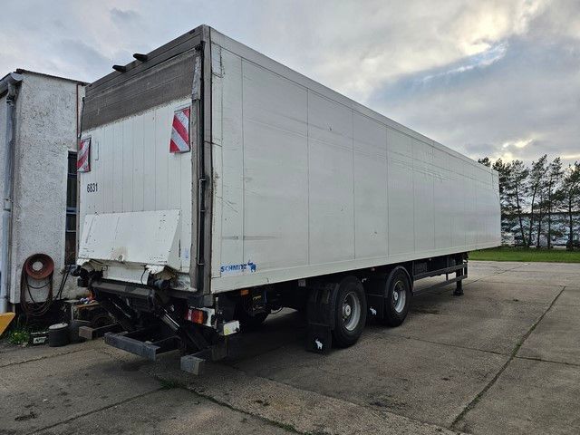 Schmitz Cargobull City Tiefkühler, Carrier Maxima 1300 in Hagenow