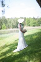 Wunderschönes Brautkleid ivory Größe 40 spitze Lilly Brautmoden Berlin - Neukölln Vorschau