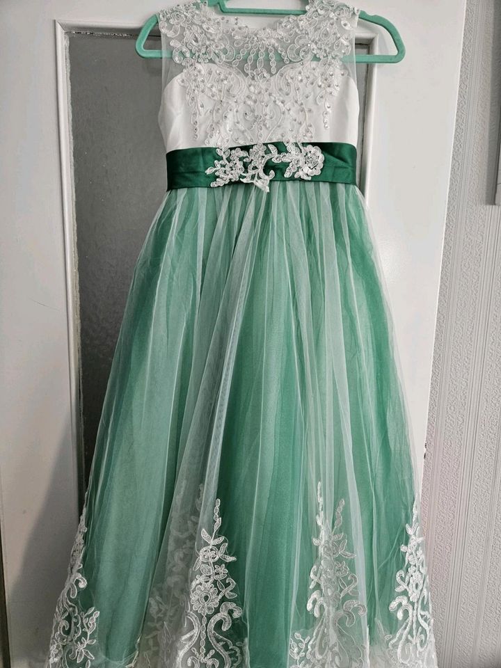 Abendkleid/ Prinzessin kleid für Mädchen 11/12 Jahren in Hamburg