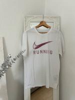Weißes Nike Running T-Shirt Hessen - Gießen Vorschau