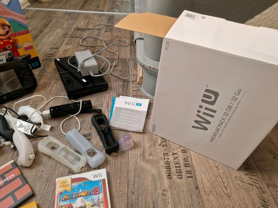 Nintendo WiiU Konsole mit viel Zubehör in Bottrop