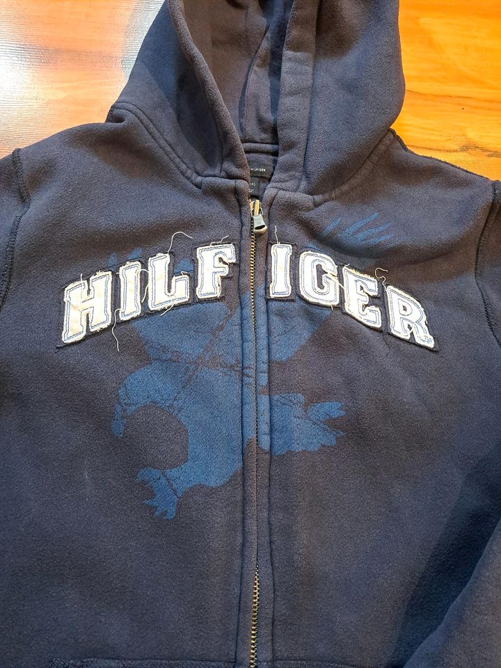 Tommy Hilfiger Sweatjacke Gr. L (12-14) in Eisenach