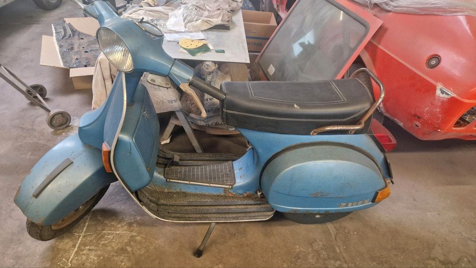 Vespa P200 E in Raunheim