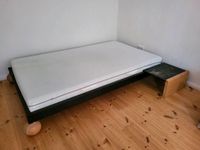 Japanisches Bettgestell Futon mit Tisch und Matratze Mitte - Tiergarten Vorschau