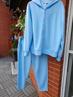 Damen Jogging / Freizeit Anzug Gr 44/46 Nordrhein-Westfalen - Bergheim Vorschau