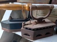 TRÖDEL: Bügeleisen Antiquität 2x Hessen - Großalmerode Vorschau