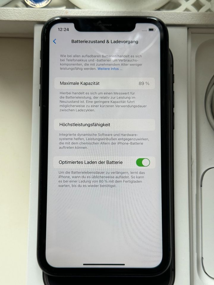 iPhone 11 Schwarz 128 GB -wie Neu- in Karlsruhe