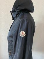 MONCLER Windbreaker/Kapuze/Jacke dunkelblau Gr. 2 36 S TOP Hessen - Eschwege Vorschau
