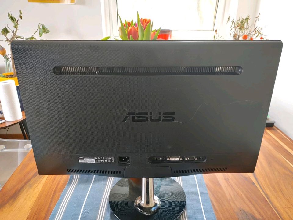 Full HD Monitor ASUS 24" Zoll in München