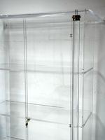 Exklusive Vitrine aus Acrylglas – mit Golddetails Bayern - Fürth Vorschau