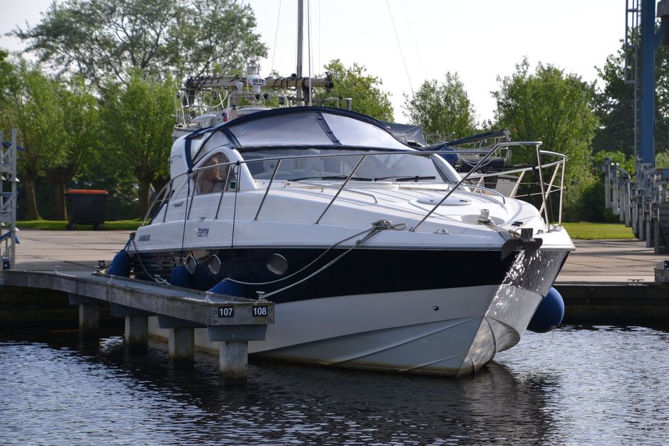 Motorboot Fairline Targa 37 in Leer (Ostfriesland)