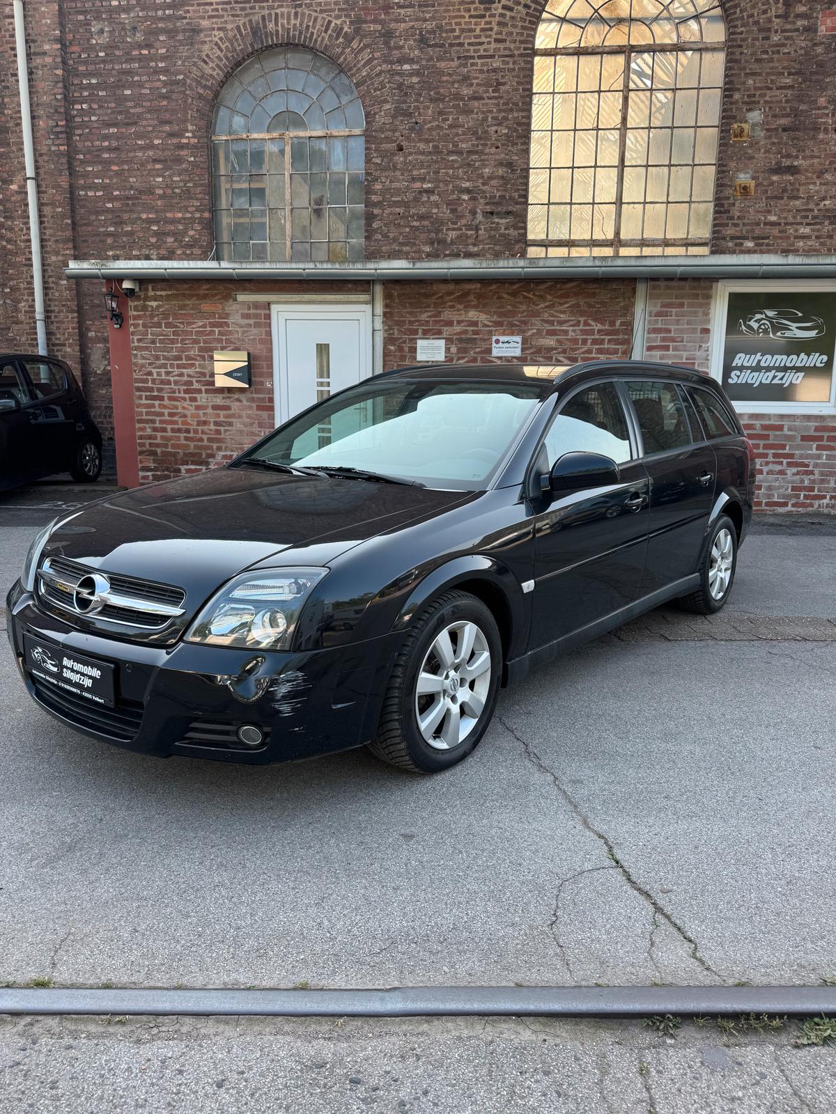 Abbildung des Autos Opel Vectra Caravan Edit…