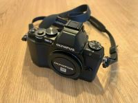 Olympus OM-D E-M5 Systemkamera mit optionalem Zubehör Nordrhein-Westfalen - Witten Vorschau