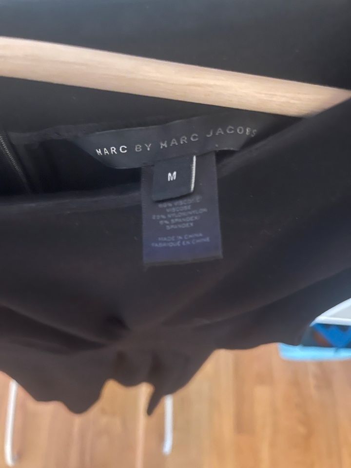 Marc by Marc Jacobs Damen Kleid Schwarz Gr. M in Berlin