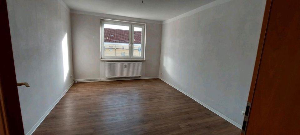 TOP 3-Zimmer-Wohnung mit EBK in Hettstedt