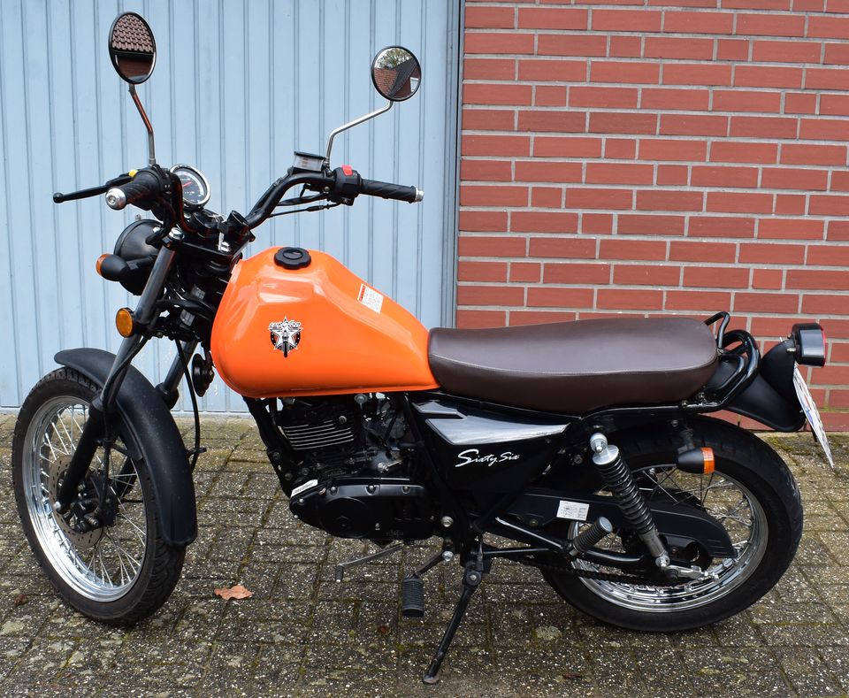 Motorrad 125 ccm,Orange, 3922 KM, 09/2018 EZ, Erstbesitzer, TÜV ! in Spahnharrenstätte