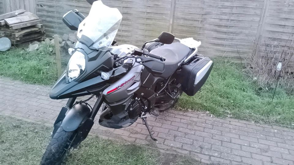 Suzuki V Strom 1000 in Malchow