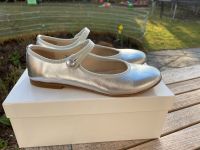 Ballerinas / Kommunionschuhe von Galuzzi, silber, Größe 34 Kr. München - Riemerling Vorschau