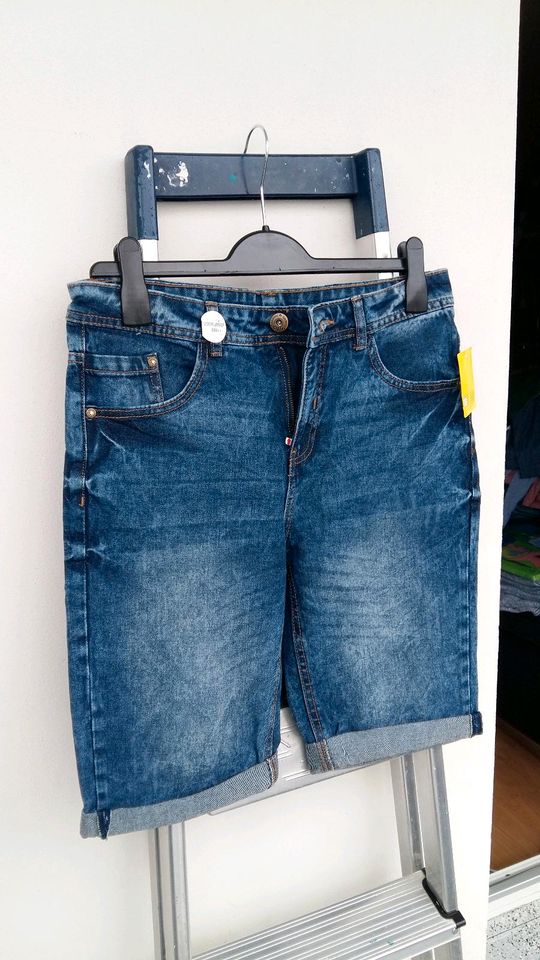 Neue Jeans - Shorts von Yigga in der Größe 164 in Dortmund