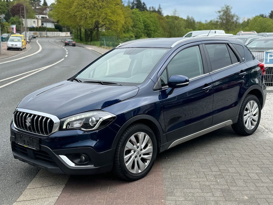 Suzuki (SX4) S-Cross Navi Apple Carplay Rkam Unfallfrei in Bad Homburg