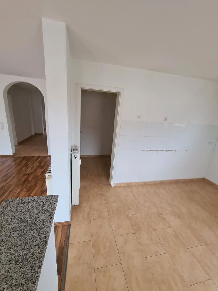Gehobene Wohnung mit vier Zimmern und Balk in Villingen-Schwenningen