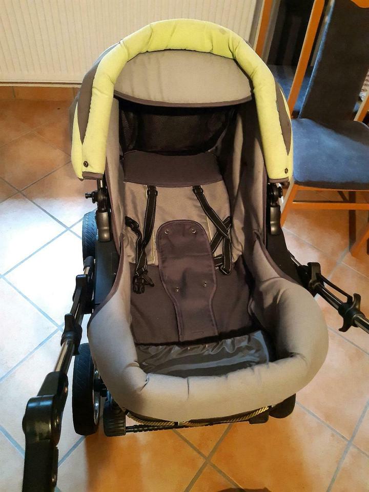 Kinderwagen/ Buggy, mit Zubehör, günstig abzugeben, Preis VB in Eschenbach