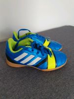 Hallenschuhe, Fussballschuhe Adidas gr. 30 Baden-Württemberg - Pforzheim Vorschau