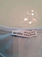 Bershka T-Shirt Gr S hellblau neuwertig Niedersachsen - Lilienthal Vorschau