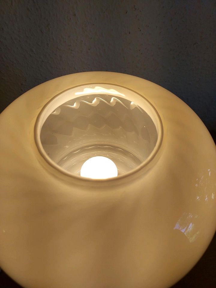 Tischlampe Mushroom Pilzlampe Glas weiß Muranoglas Swirl in Kleinmachnow