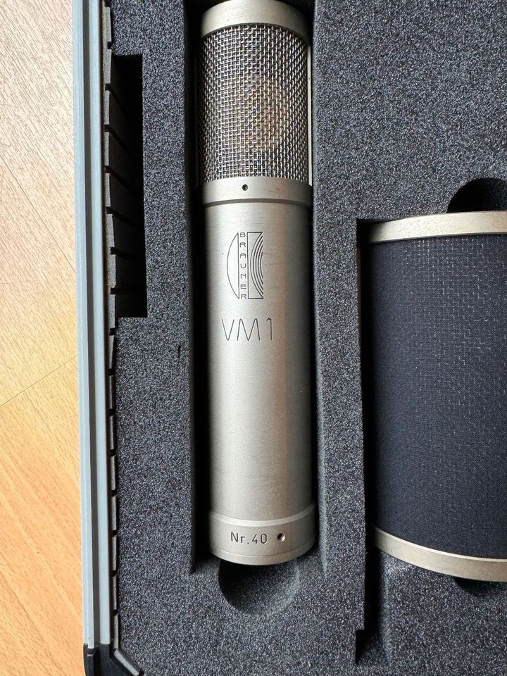 Brauner VM 1 Röhren Mikrofon in Bühlertal