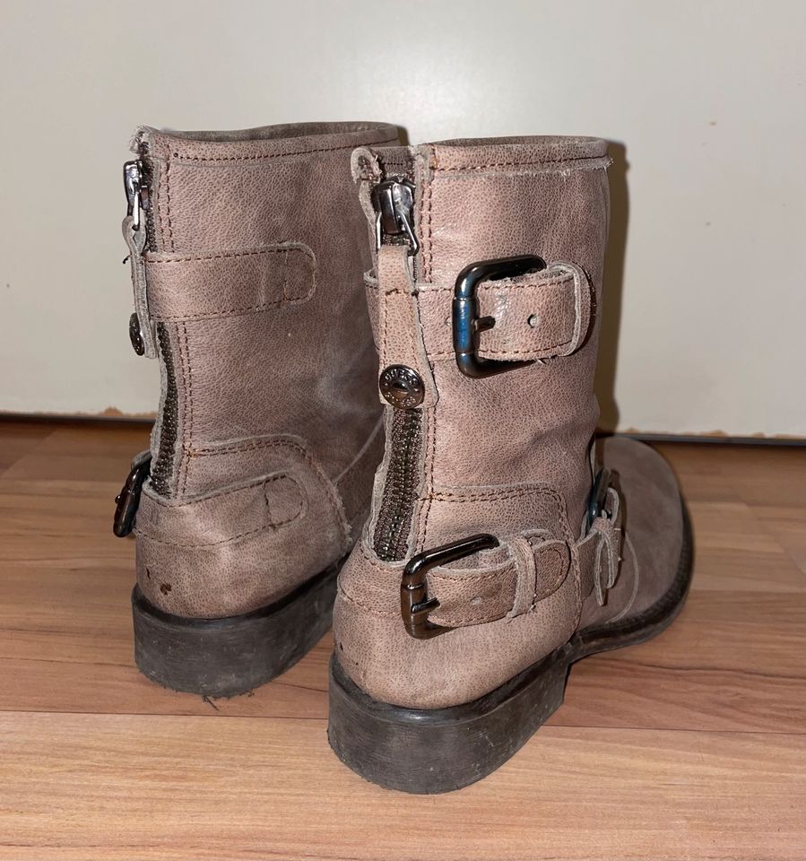 tolle Guess Stiefel Stiefelette Gr. 36 beige in Ulm