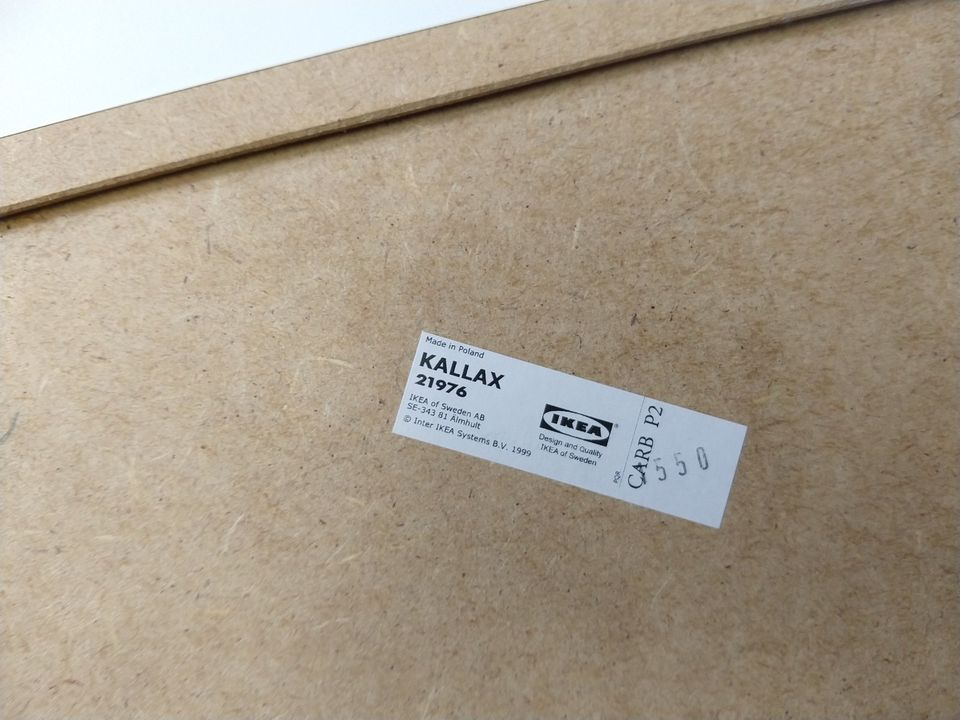 Kallax Einsatz mit Tür weiß 2x vorhanden IKEA Regal egal in Langenhagen