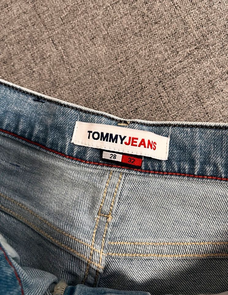 Tommy Jeans Izzie high Rise Slim ankle in Erlangen
