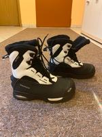 NEUE Salomon Damen Tundra Waterproof Gr.39 1/3 Bayern - Elsendorf Vorschau