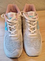 New Balance Sneaker gr.40 Nordrhein-Westfalen - Breckerfeld Vorschau