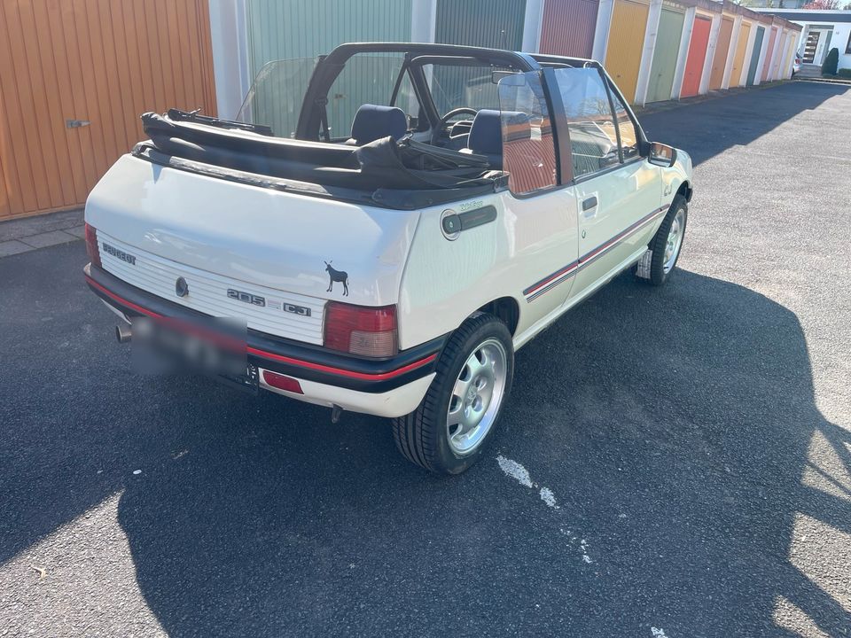 Peugeot 205 cj cabrio H Zulassung in Offenbach