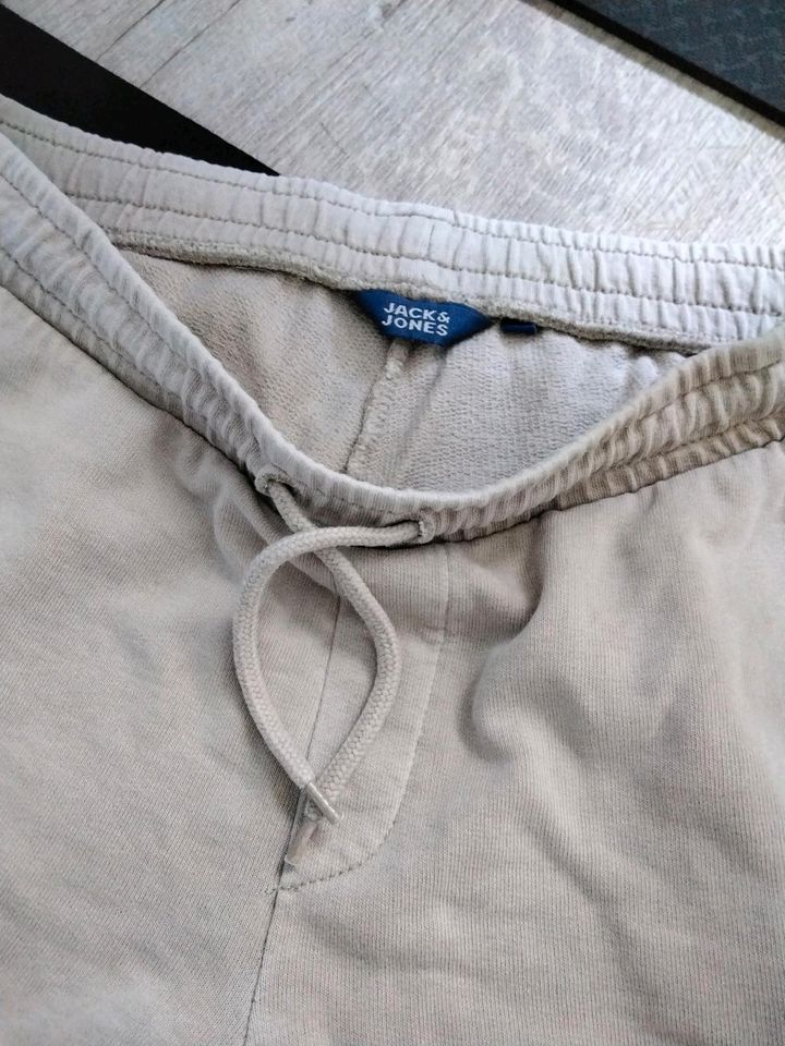 Jack and Jones kurze Hose Größe 164 Kinder in Norderstedt