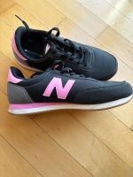 New Balance Sneaker Gr. 38,5 Sportschuhe Frankfurt am Main - Bergen-Enkheim Vorschau