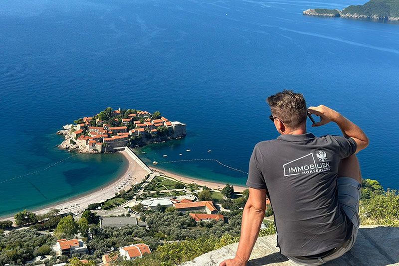 Entdecken Sie Ihren Neuanfang an der Adriaküste: Auswandern, Investieren, Ferienhaus - Wir sind Ihre Experten für Montenegro Immobilien! in Reichshof