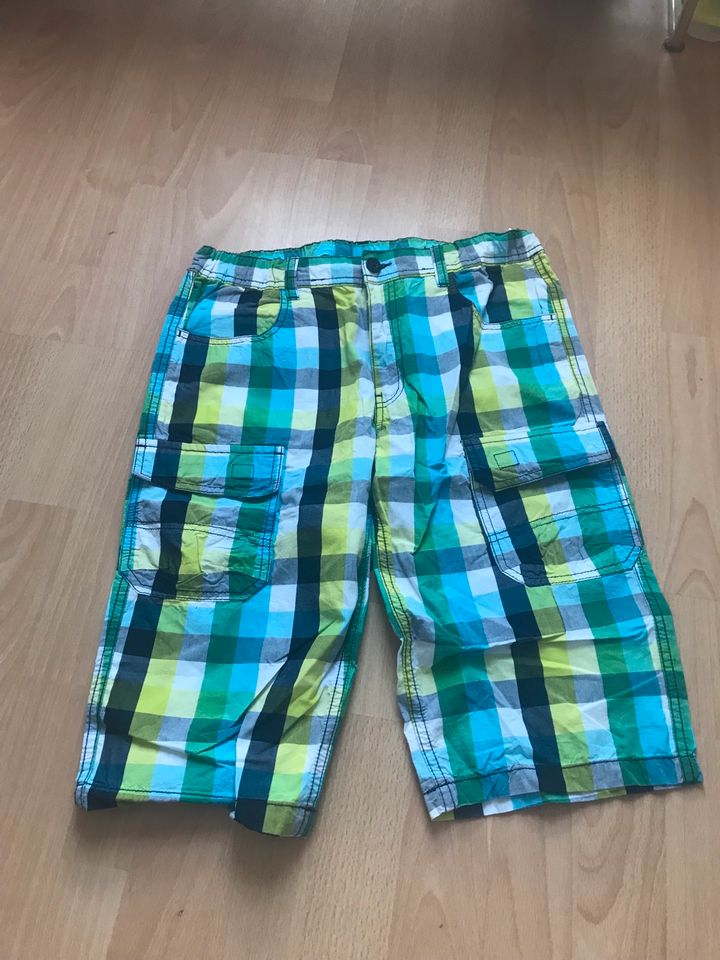 Sommerhose / Bermuda in Plüderhausen