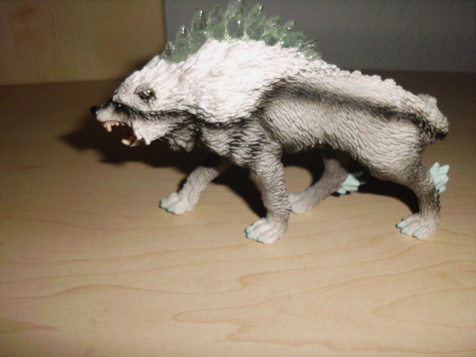 Schleich Eldrador Eiswelt Schneewolf 42452 in Braunsbedra