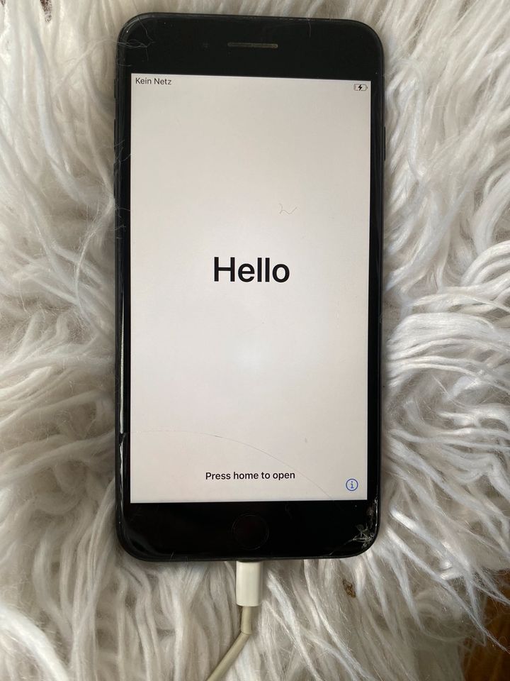 iPhone 7 Plus Black  128 GB in Meschede