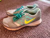 Nike Schuhe Gr. 38 Brandenburg - Jüterbog Vorschau