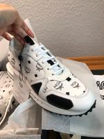 Mcm Sneaker Größe 38 Neu und Originalverpackt Hessen - Dreieich Vorschau