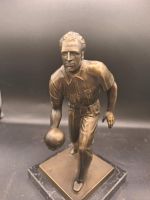 Bronzefigur Bowlingspieler Berlin - Charlottenburg Vorschau