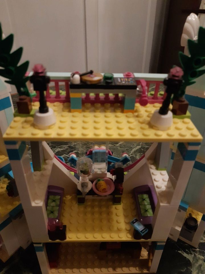 Lego Friends Heartlake City Resort Hotel 41347 in Blankenburg (Harz)