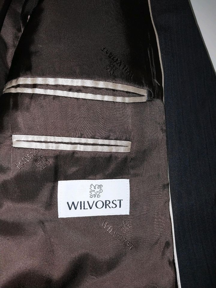 Hochzeitsanzug Wilvorst Gr. 38///48 in Verl